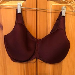 Wacoal Basic Beauty Tshirt bra 38G
